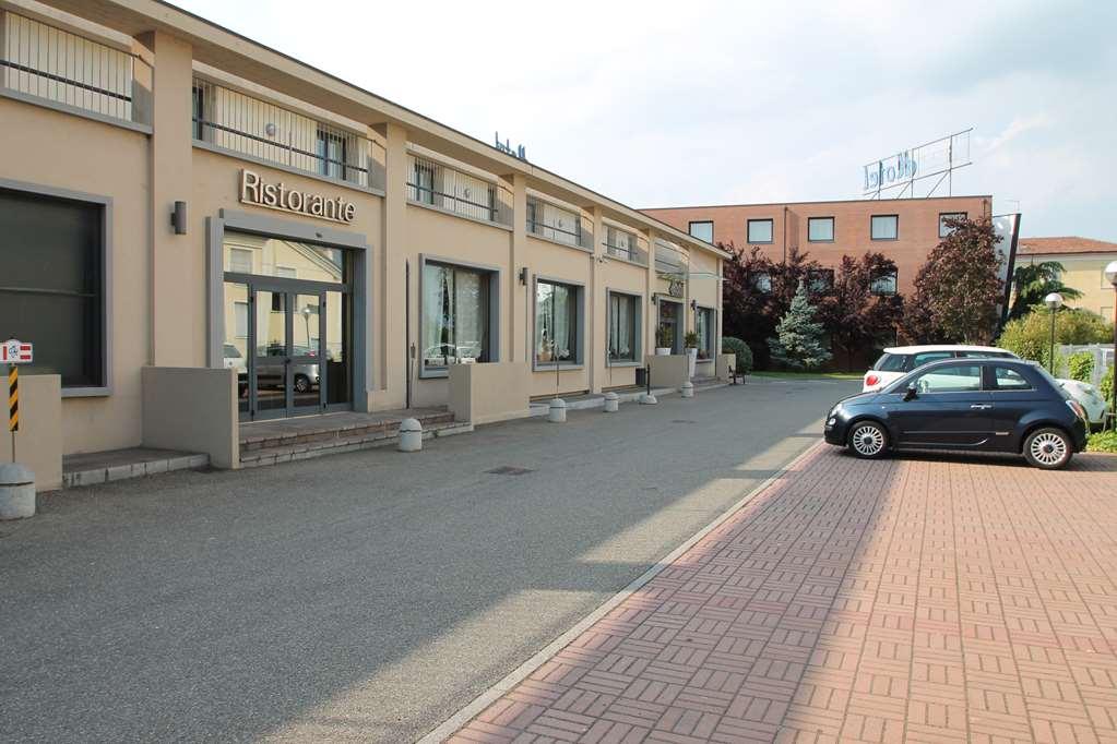 Mh Hotel Piacenza Fiera Zewnętrze zdjęcie